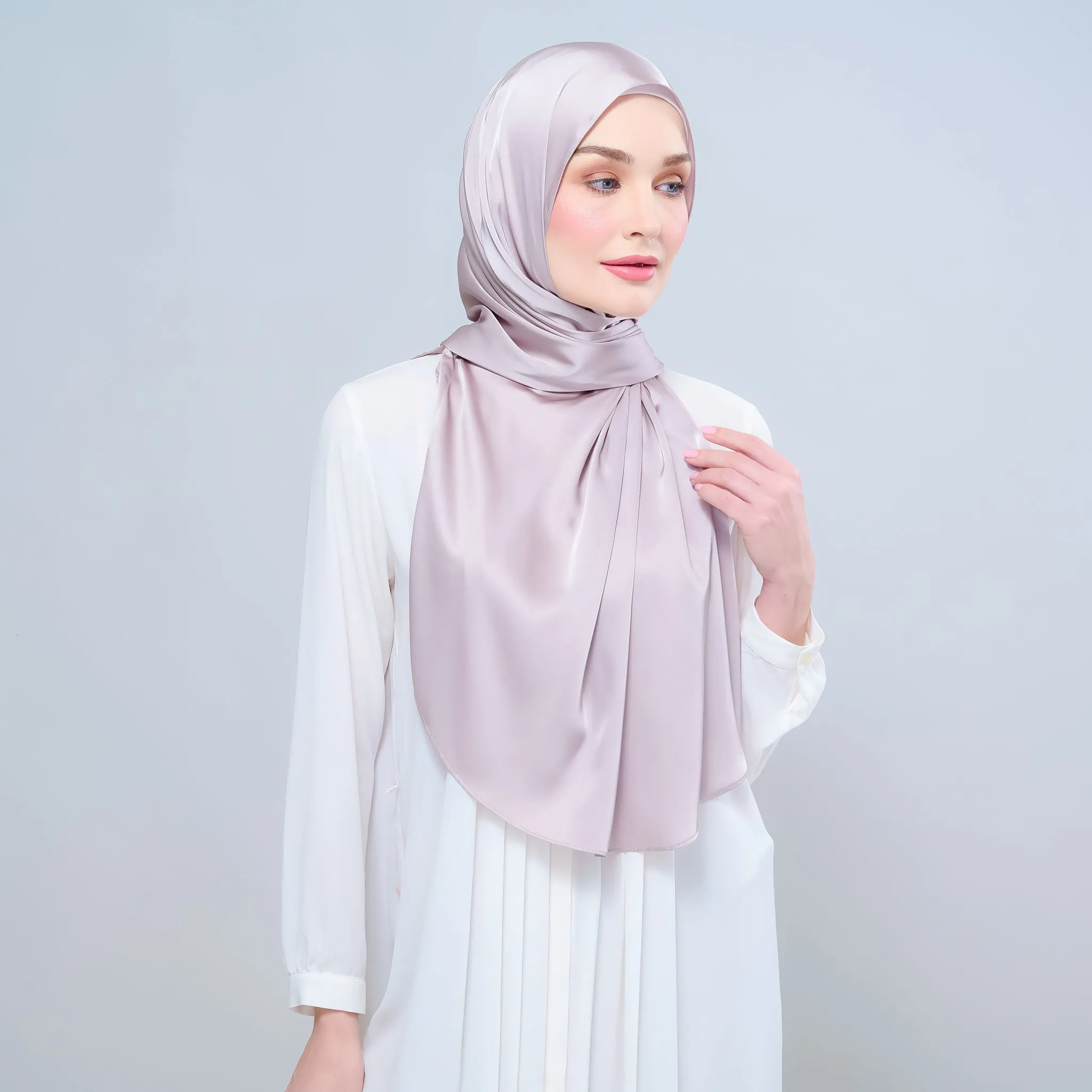 Instant Tag n' Go Shawl  | Satin Silk in Cool Taupe