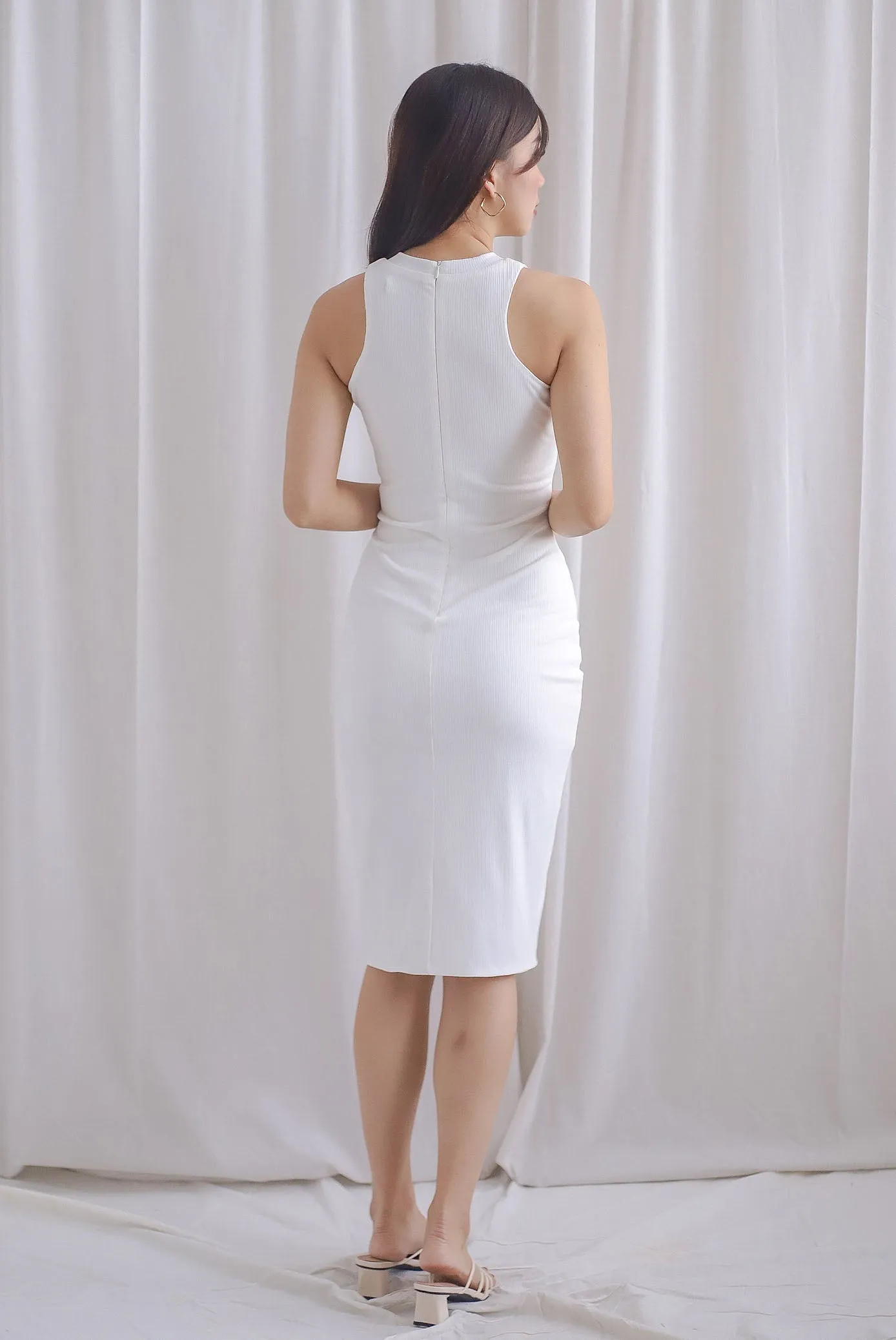 TDC Gabbie Cut In Zip Slit Dress In White