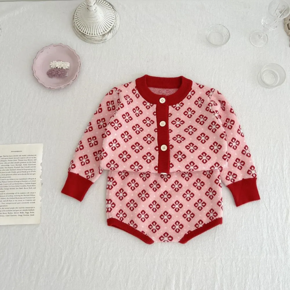 Winter Baby Girls Knit Cardigan Western-style Coat   Shorts Set Wholesale Girls Clothes